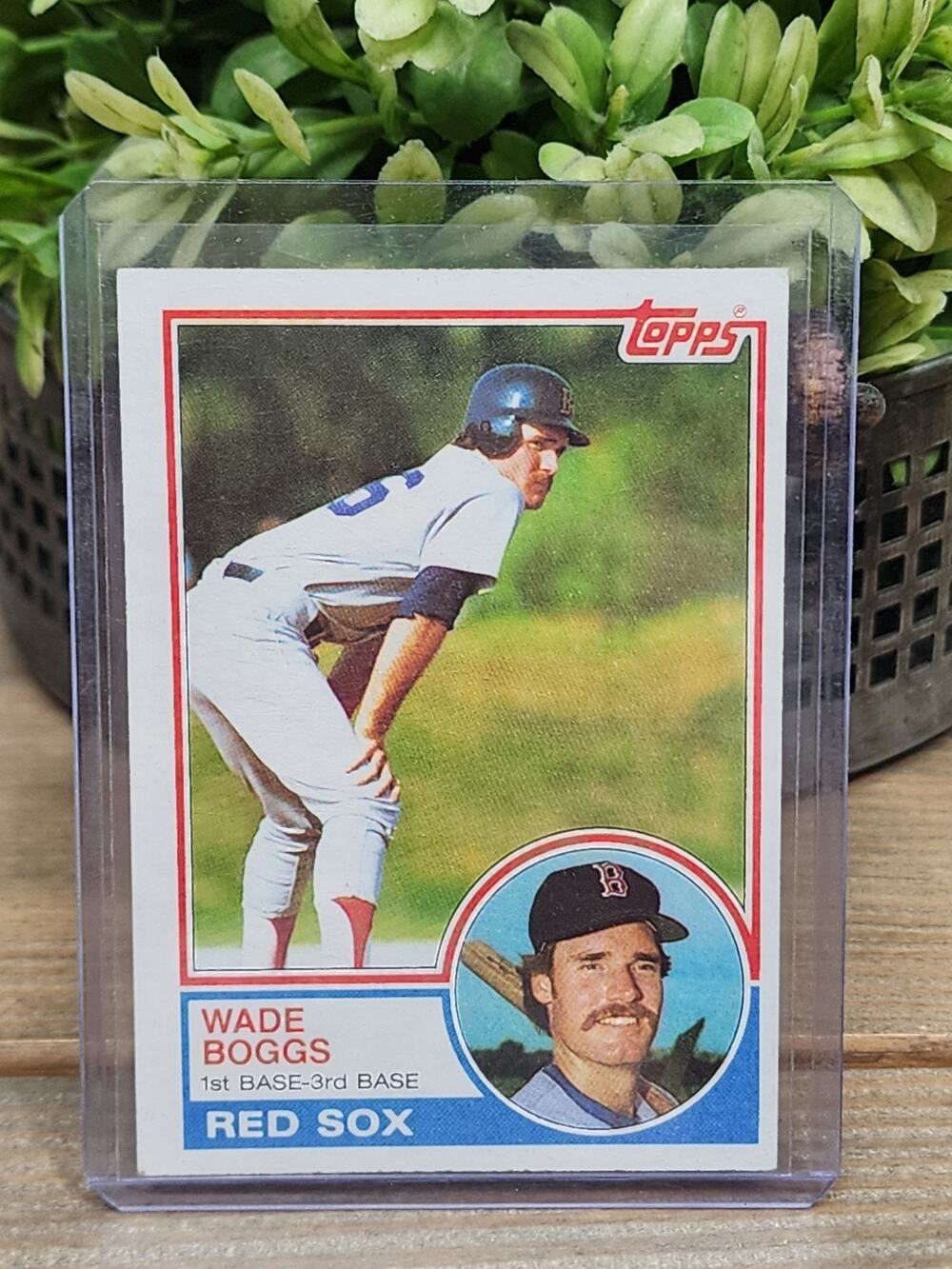 Topps 1983 Wade Boggs Rookie Base Set #498 Boston Red Sox MLB Baseball Card